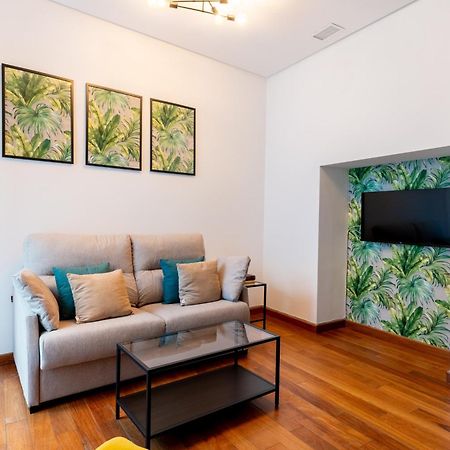 Ry Aparcamiento Incluido Junto A Catedral Ideal Parejas 塞维利亚 外观 照片
