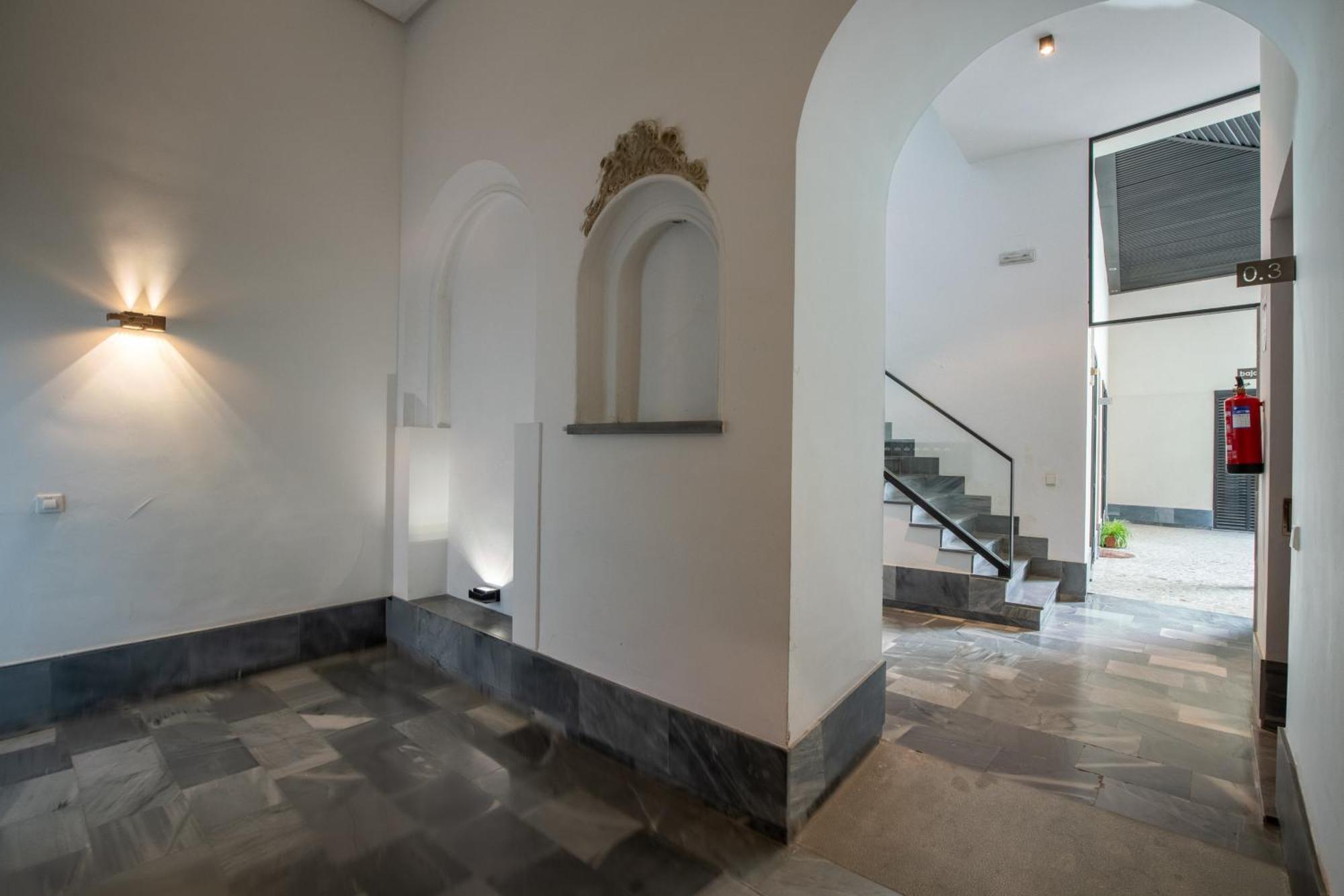 Ry Aparcamiento Incluido Junto A Catedral Ideal Parejas 塞维利亚 外观 照片