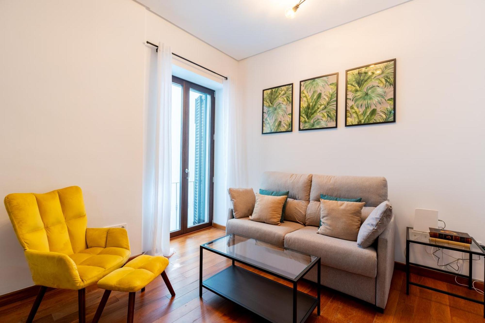 Ry Aparcamiento Incluido Junto A Catedral Ideal Parejas 塞维利亚 外观 照片