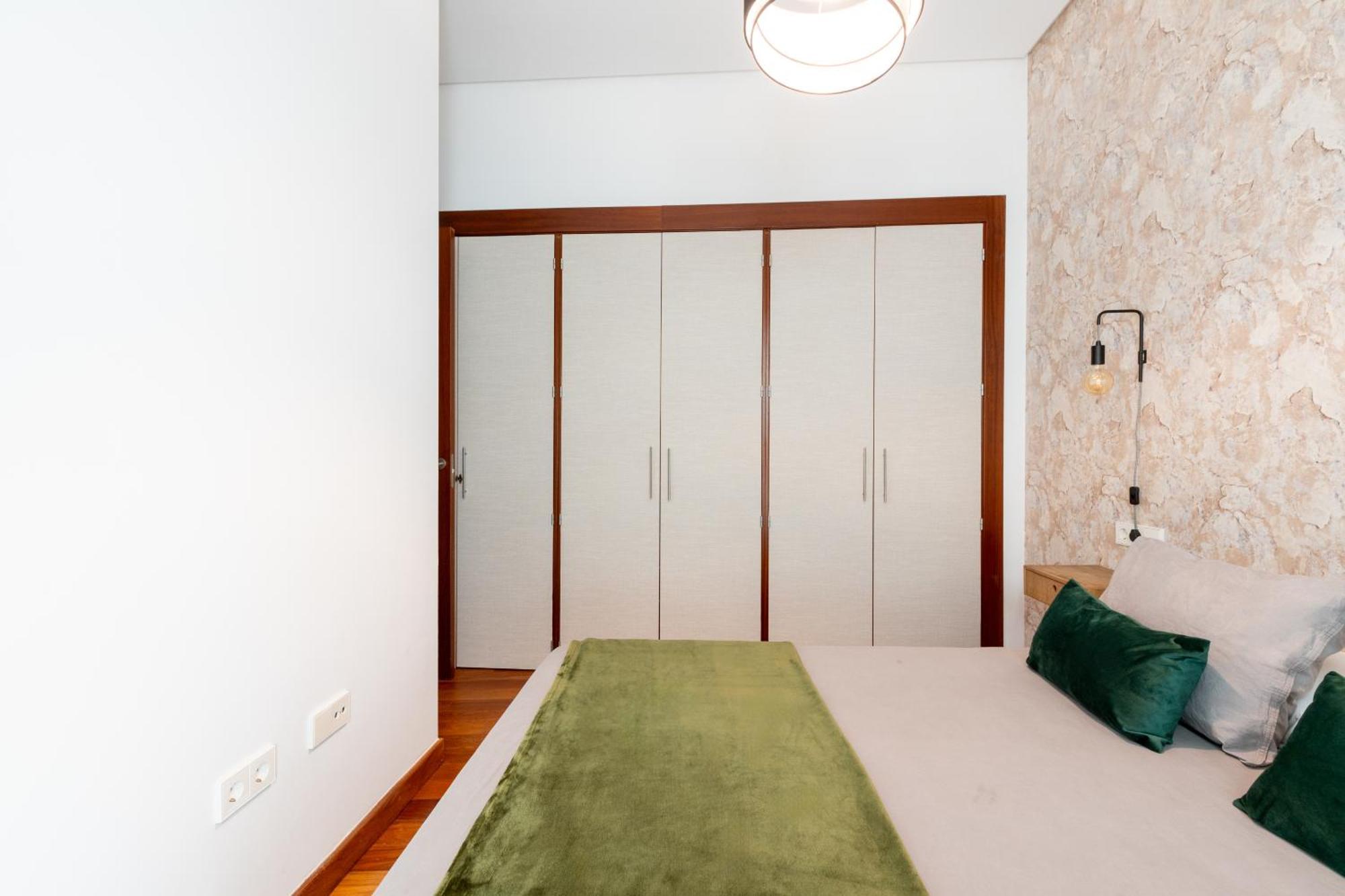 Ry Aparcamiento Incluido Junto A Catedral Ideal Parejas 塞维利亚 外观 照片